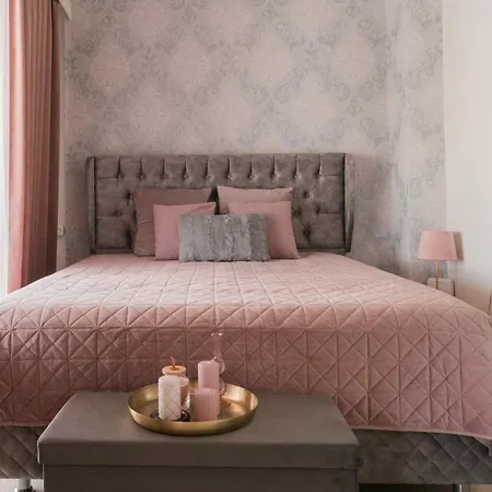 Velvet Apartment Volos
